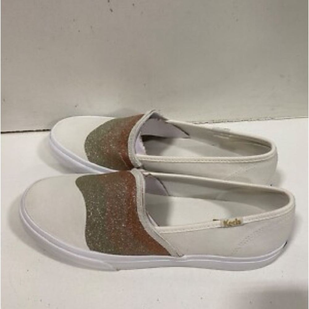 Keds Women’s Double Decker Wave GL WHT WF65932 Size 6 
Never worn